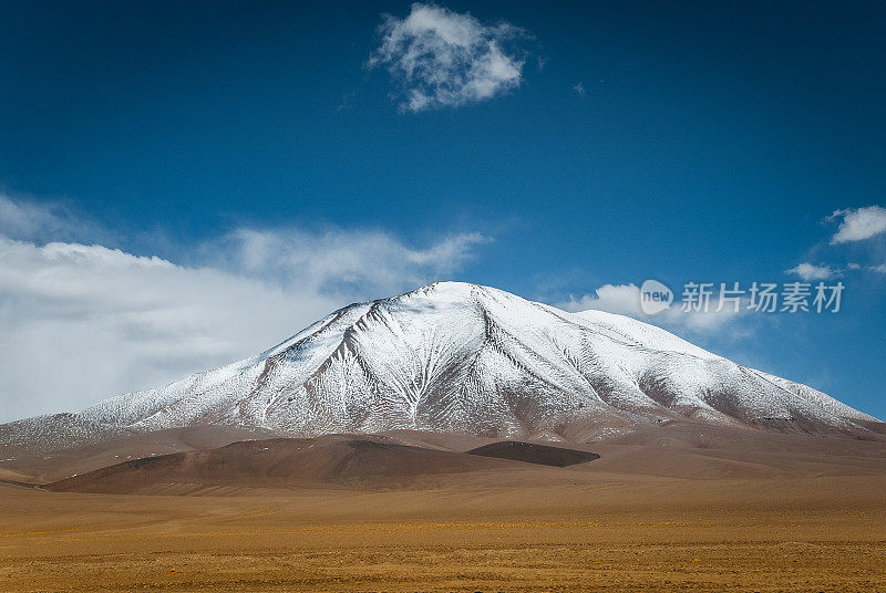 智利阿塔卡马沙漠Nevado Tres Cruces国家公园